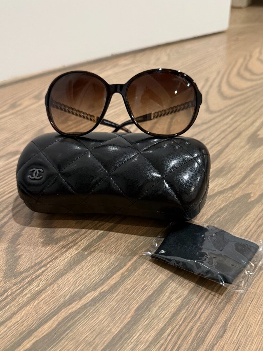 Chanel Chain Sunglasses (Style 5304)